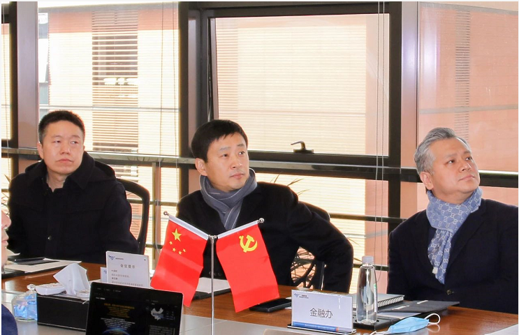西安高新区管委会副主任杨华带队走访调研美林数据