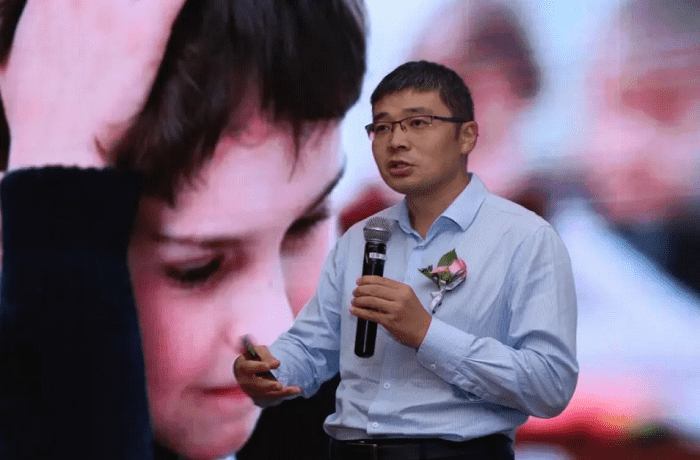 陕西智华信科技有限公司CEO、国家教育信息化标准委员会委员、阿里巴巴教育行业专家耿化龙——《基于学习空间的教学历程图景》